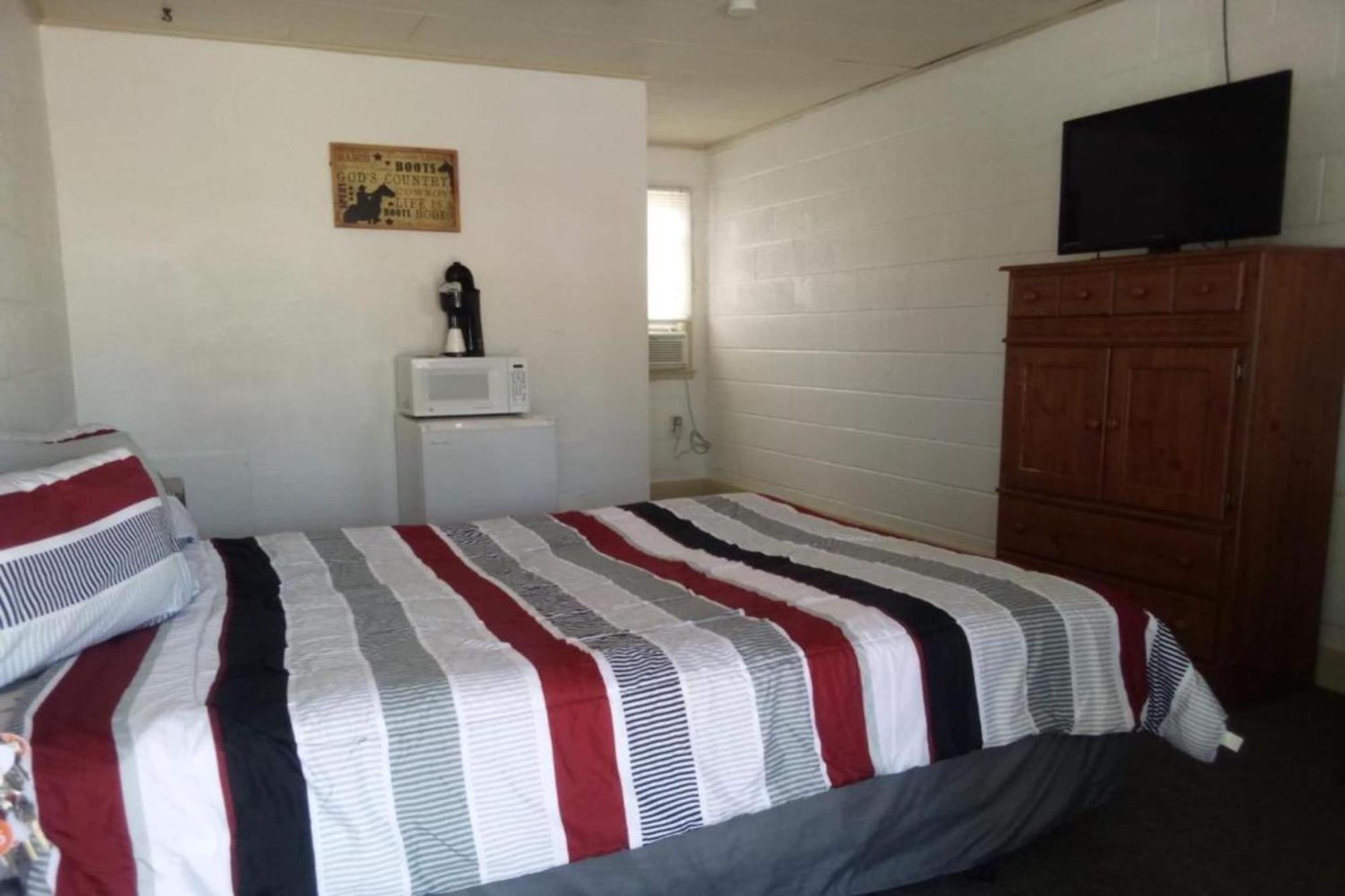 Love Hotels Murdo By Oyo On Interstate 90 외부 사진